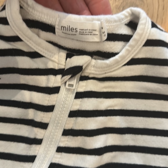 Miles baby onsie - Picture 2 of 3
